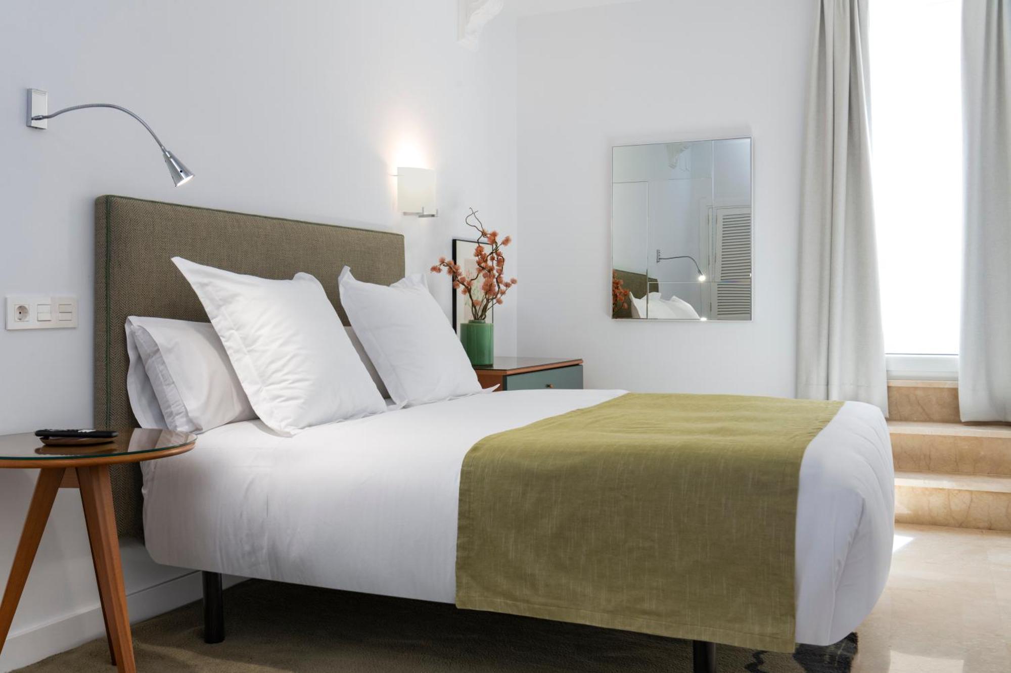 Apartamento Estrella Giralda By Valcambre Sevilla Exterior foto